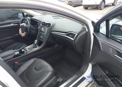 2014 Ford Fusion Titanium z USA, uszkodzony, nr VIN 3FA6P0K97ER361109